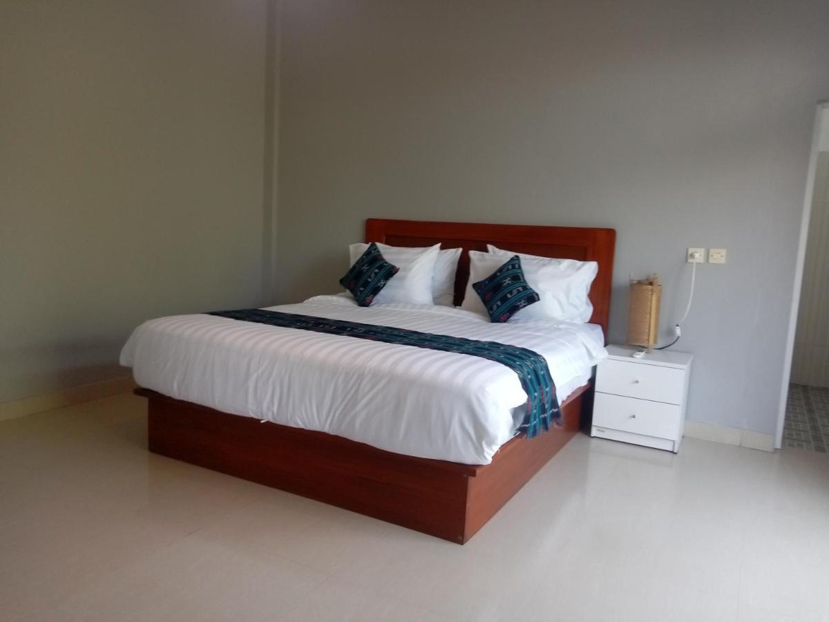 Warm Villas Lombok Kuta  외부 사진